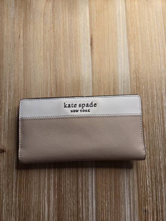 kate spade Handbags - Kate Spade New York Two-Tone Beige & White Continental Wallet